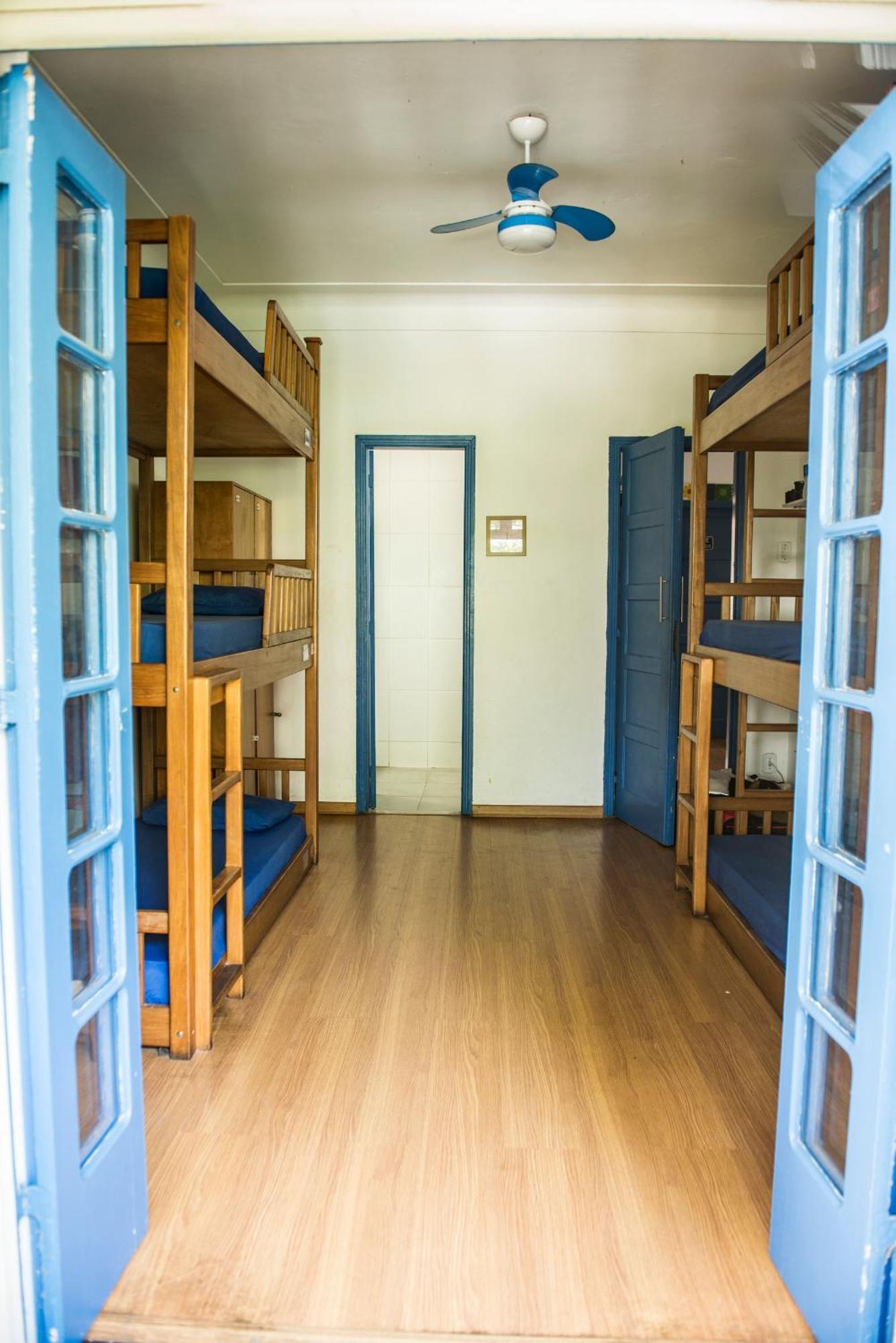 Bed 6-Bed Female Dormitory Room air conditioning
